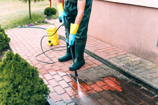 Best Concrete Pressure Washing  in Weimar, TX